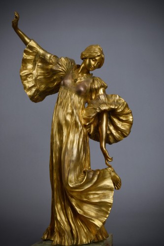 Sculpture Sculpture en Bronze - Agathon Léonard (1841-1923) - "Danseuse au cothurne" Bronze Art Nouveau