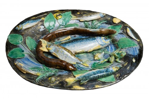 Alfred Renoleau - Grand plat creux décor aquatique, céramique en barbotine palissyste