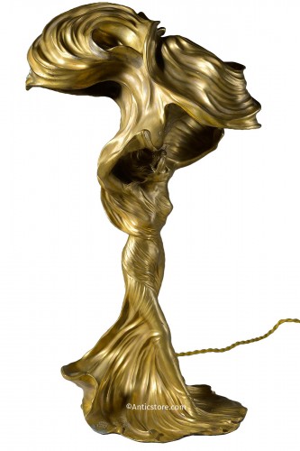 Raoul Larche - Loïe Fuller formant lampe en bronze doré Art Nouveau