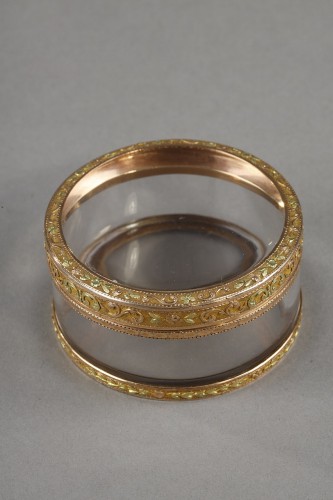 Boite ronde or et cristal, 18e siècle - Objets de Vitrine Style Louis XVI