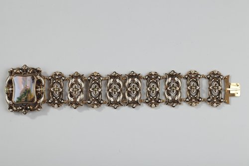 Bracelet en or et émail, milieu du XIXe siècle