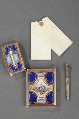 XVIIIe siècle - Etui à tablettes en or, émail et ivoire, Suisse XVIIIe siècle