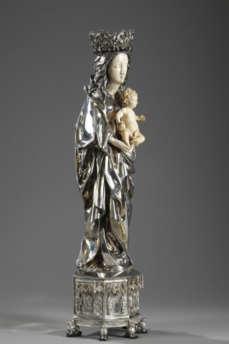 Vierge à l'enfant en argent, ivoire et pierres fines - 