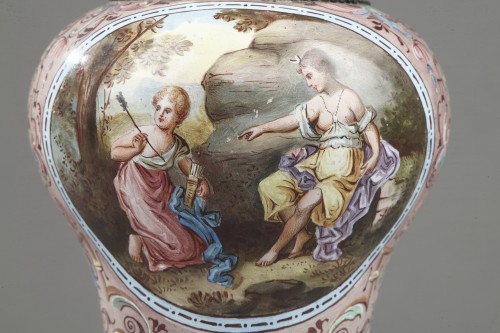 Antiquités - Vase en argent et émail de Vienne Hermann BÖHM