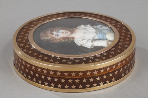 Boite en écaille, or et miniature fin du XVIIIe siècle - Ouaiss Antiquités