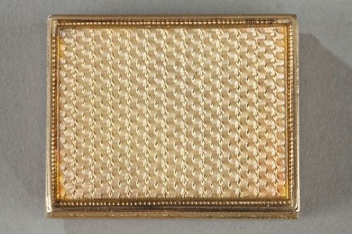XIXe siècle - Vinaigrette en or émaillé