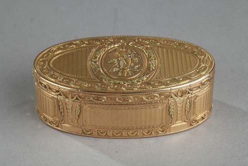 Tabatière en or. Epoque Louis XVI. 1780 - Objets de Vitrine Style Louis XVI