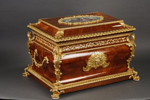 Antiquités - Très grand coffre en palissandre, bronze doré et porcelaine Napoléon III