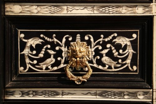 Mobilier Cabinet & Coffre - Cabinet en ébène de Macassar et os, Lombardie début XVIIe siècle