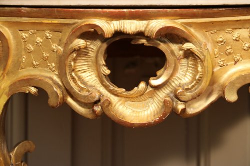 Paire de consoles d’applique en bois sculpté et doré, Italie vers 1760 - Galerie Pellat de Villedon