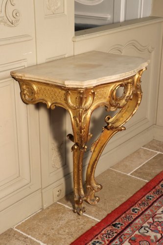 Louis XV - Paire de consoles d’applique en bois sculpté et doré, Italie vers 1760