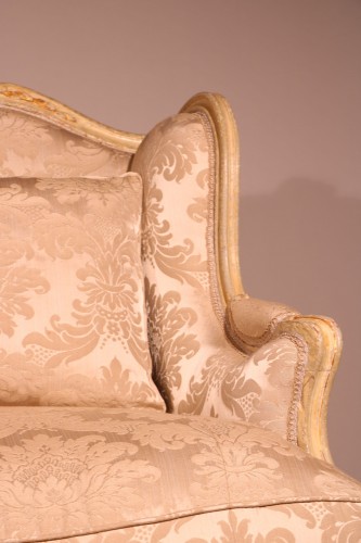 Canapé à oreille laqué et doré - Sièges Style Louis XV