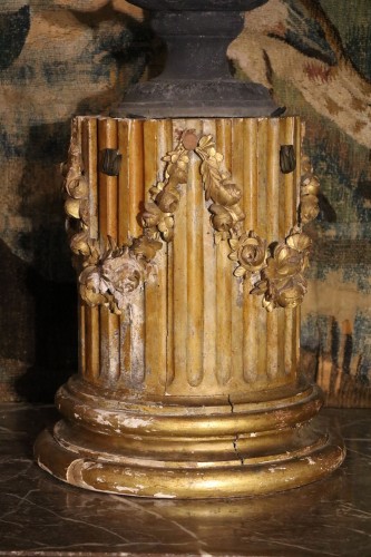 Deux demi-colonnes en bois doré - Objet de décoration Style Louis XVI