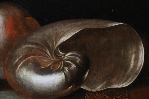 XVIIe siècle -  Nautile nacré et pêches vers 1640, attribué à Sebastian Stoskopff (1597 -1657) 