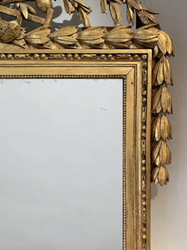 Miroirs, Trumeaux  - Grand miroir en bois doré d'époque Louis XVI (H.180 cm)