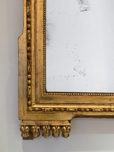 Grand miroir en bois doré d'époque Louis XVI (H.180 cm) - Galerie Philippe Guegan