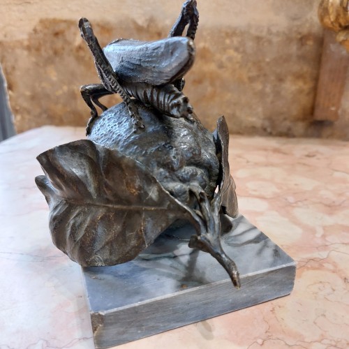 Objet de décoration  - Criquet sur un citron, Bronze italien du 19e siècle