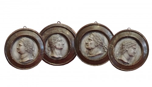 Médaillons en marbre "Empereurs romains" 17e siècle