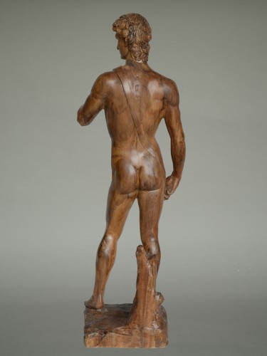 XXe siècle - David de Florence, bois de noyer sculpté vers 1900