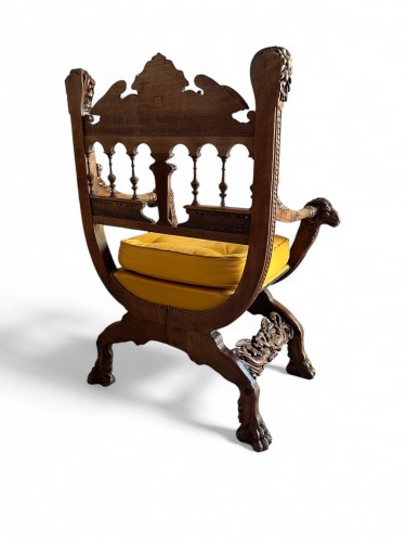 XIXe siècle - Deux fauteuils Néo-Gothique