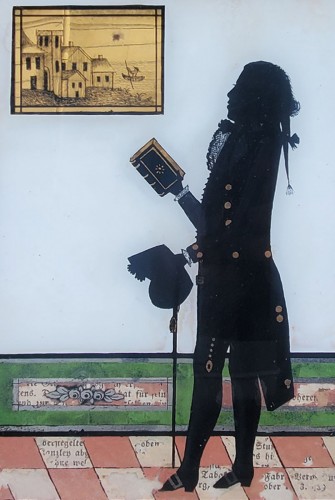 Objet de décoration  - Homme à la redingote, peinture sous verre début 19e