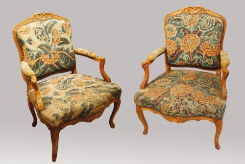 XVIIIe siècle - Paire de fauteuils Régence