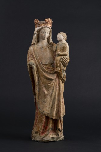 Vierge à l'Enfant en pierre calcaire polychrome, Bassin Parisien XIVe siècle - Sculpture Style Moyen Âge