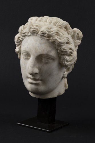Renaissance - Entourage de Bartolomeo AMMANNATI - Tête de Femme maniériste en marbre
