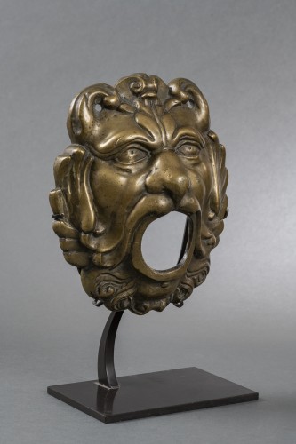 Bouche de Fontaine masque de lion en bronze doré  Allemagne, XVIe-XVIIe siècle - Sculpture Style Renaissance
