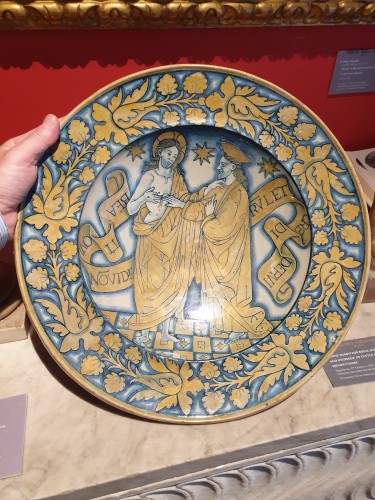 Plat d'apparat en faience lustrée de Deruta, 1er tiers du XVIe siècle - Céramiques, Porcelaines Style Renaissance