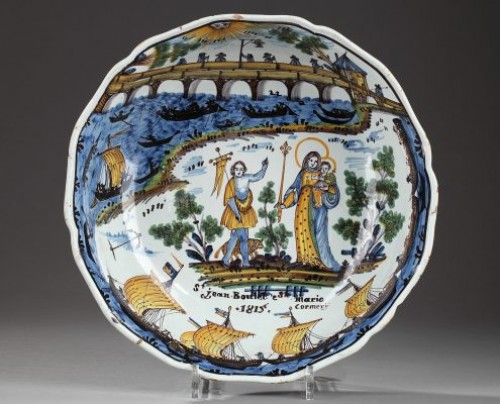 Jatte en faïence de Nevers  à décor "Au Pont de Loire" Circa 1815 - Céramiques, Porcelaines Style 