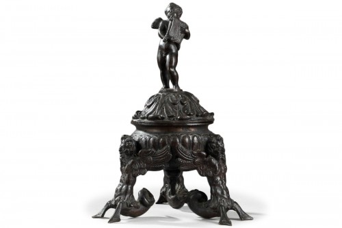  Encrier tripode en bronze, Venise ou Padoue fin du 16e siècle