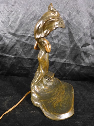 Antiquités - Peter Tereszczuk (1875-1963) - Lampe Art nouveau nouveau en bronze formant Vide poche et encrier