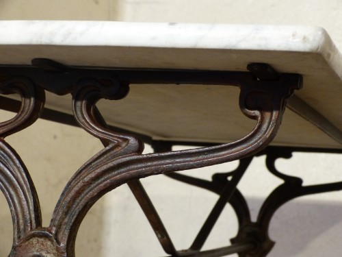 Paire de tables de brasserie Art nouveau - Art nouveau