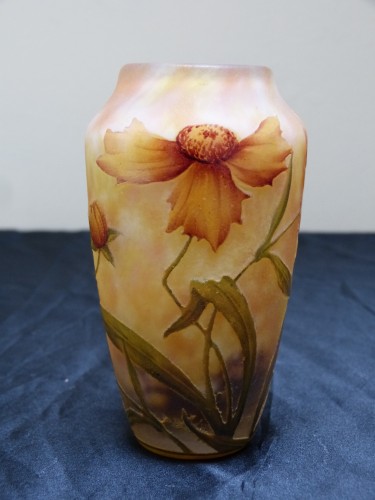 Verrerie, Cristallerie  - Daum Nancy - Vase gravé et émaillé Aux Marguerites