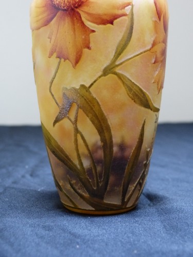 Antiquités - Daum Nancy - Vase gravé et émaillé Aux Marguerites