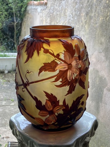 Émile Gallé vase Soufflé Clématites art nouveau - Verrerie, Cristallerie Style Art nouveau