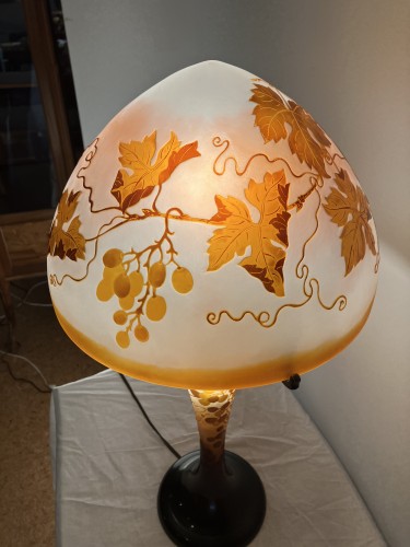 Verrerie, Cristallerie  - Émile Gallé - Grande lampe Art nouveau vigne vierge