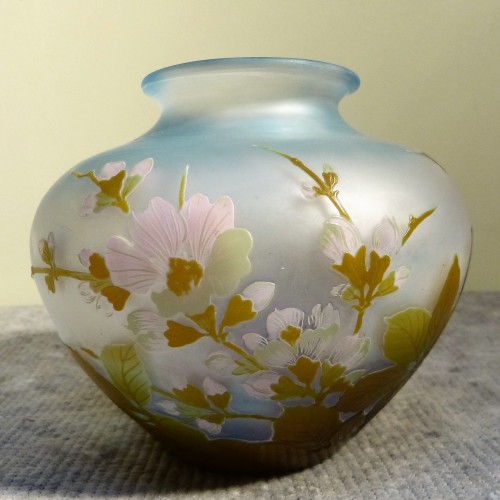 Art nouveau - Emile Gallé  - Vase Boule japonisant aux fleurs de Pommier