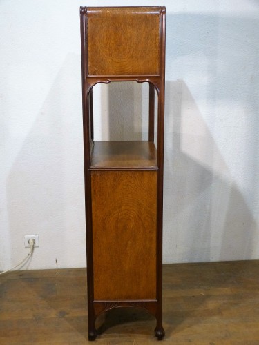 Mobilier Bibliothéque, vitrine - Louis Majorelle , Cabinet Art Nouveau en acajou, meuble de présentation.