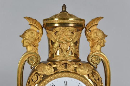 Pendule d’époque Empire vers 1810 en bronze doré, signé Lepaute - Gallery de Potter d'Indoye