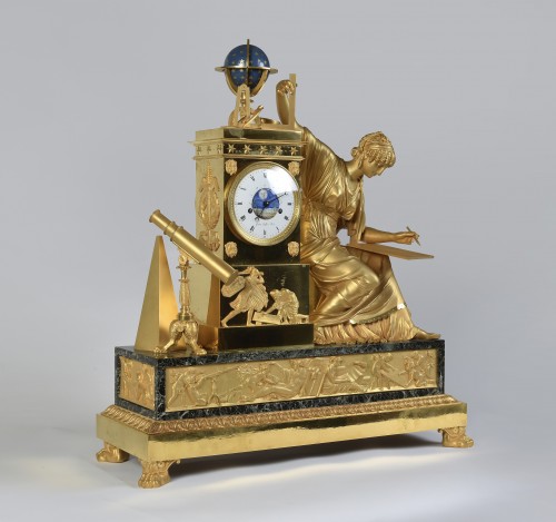 Imposante Pendule d’époque Empire, signée Gaston Jolly, Maître en 1784 - Horlogerie Style Empire
