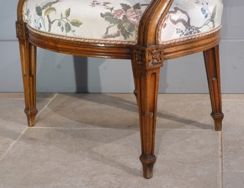 Paire de fauteuils Louis XVI estampillés Pillot - Sièges Style Louis XVI
