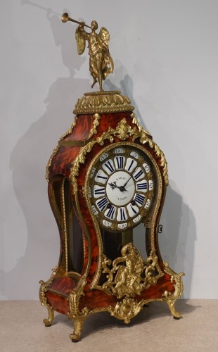 Horlogerie Cartel - Petit cartel Louis XV en écaille de tortue et bronze doré Barat à Paris