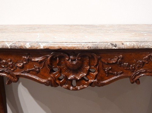 Table à gibier Régence en chêne sculpté d'époque XVIIIe - Mobilier Style Régence
