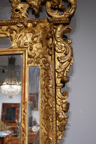 Grand miroir Régence à parcloses en bois doré d'époque début XVIIIe - Gérardin et Cie