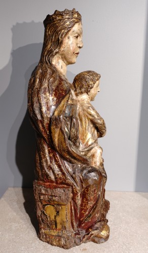 Vierge en Majesté en bois polychrome fin XVIe - début XVIIe - Sculpture Style Renaissance