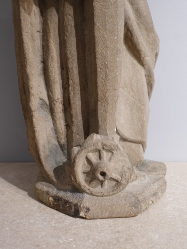 Sainte Catherine en pierre sculptée fin XVe - début XVIe - Renaissance