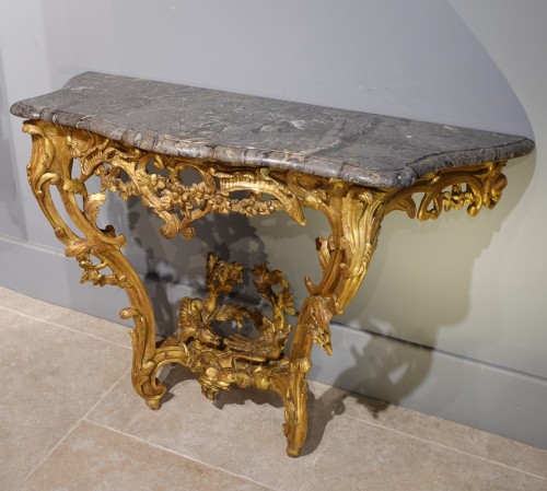 Console Louis XV en bois doré - Louis XV