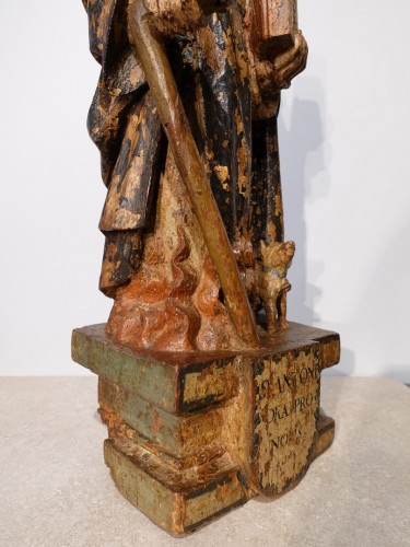 Saint Antoine ermite en bois sculpté et polychrome Époque XVIIe - Gérardin et Cie